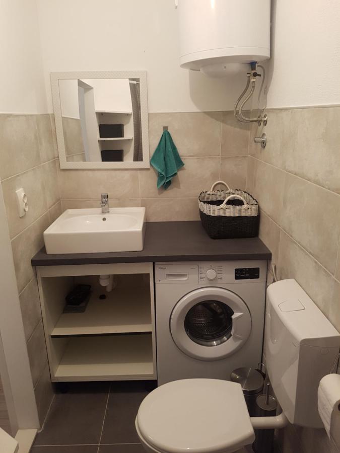 Ostrvica Apartment Mari מראה חיצוני תמונה