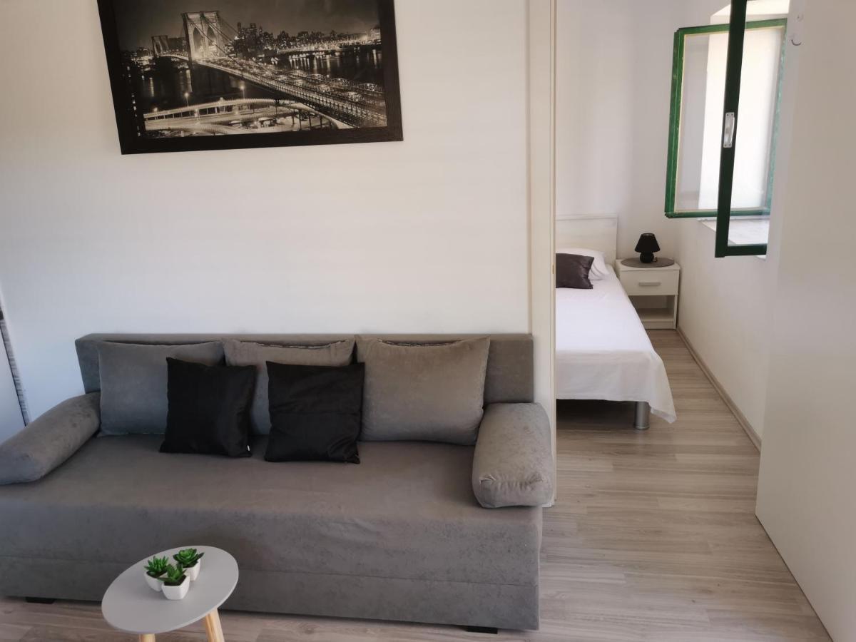 Ostrvica Apartment Mari מראה חיצוני תמונה