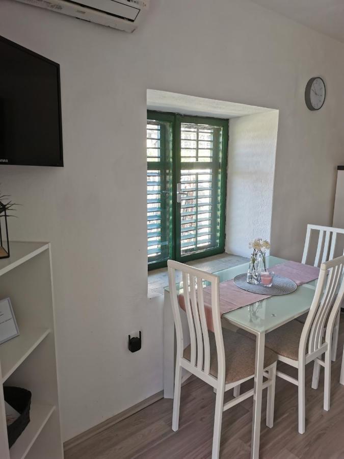 Ostrvica Apartment Mari מראה חיצוני תמונה